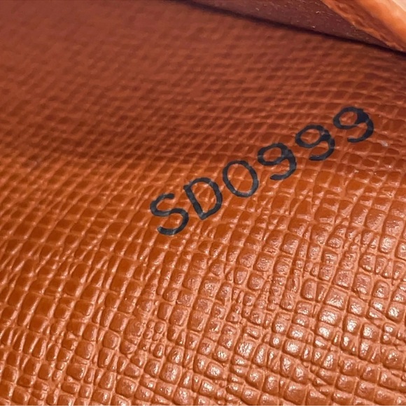 Auth Louis Vuitton Monogram Porto Tresor Monnaie T61216 Wallet EUC - Picture 12 of 16